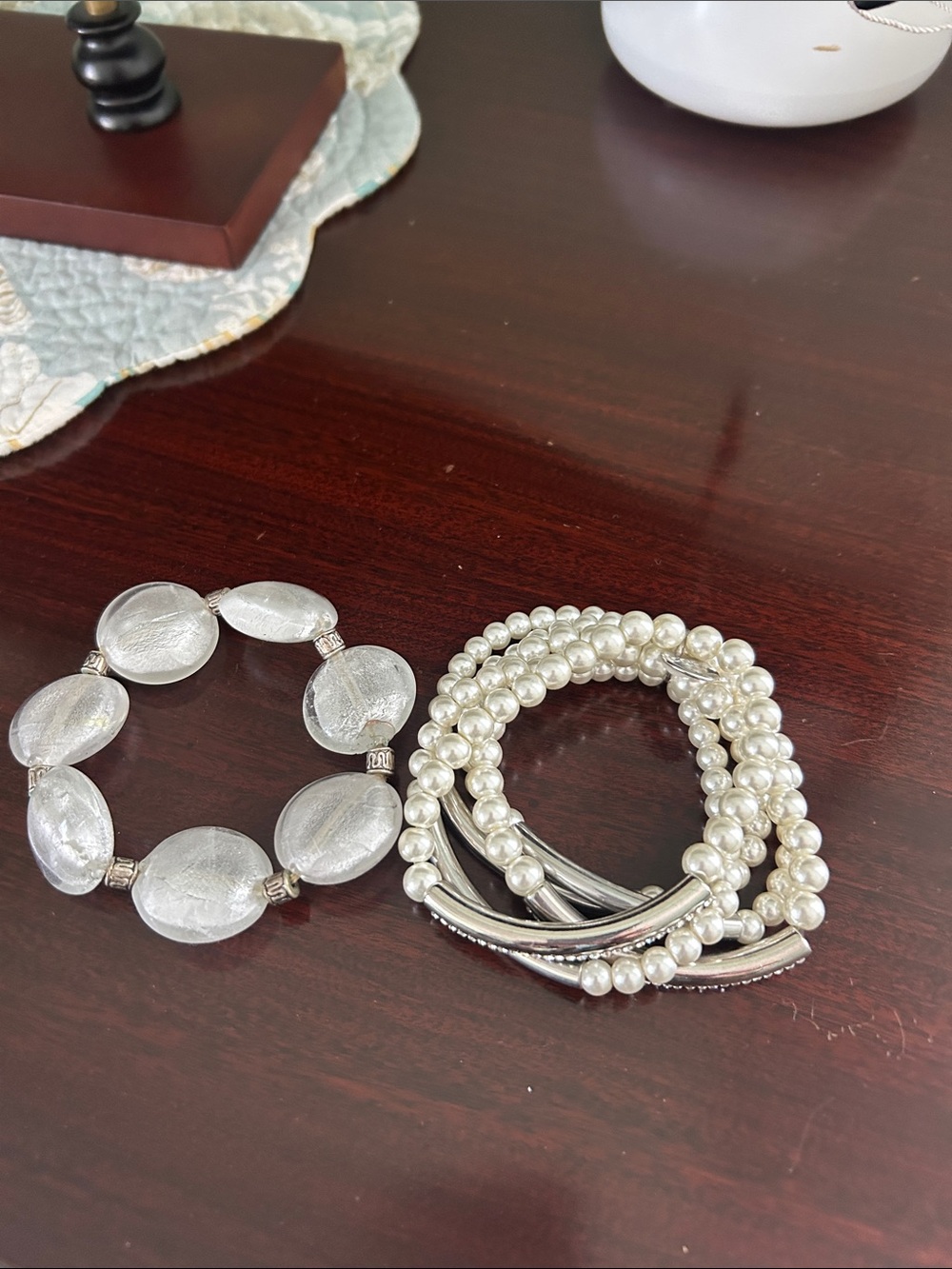 Silver-Tone and Pearl Stretch Bracelet Set - Elegant Women's Jewelry